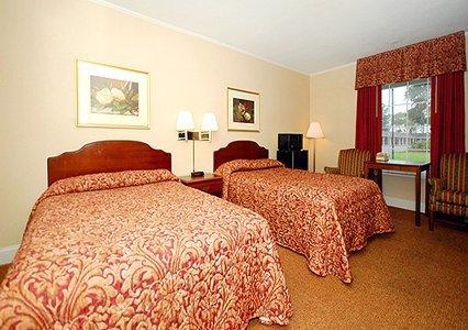 Ambassador Inn Fayetteville Room photo